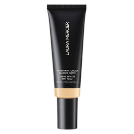 Base Laura Mercier Tinted Moisturizer Blurred Matte